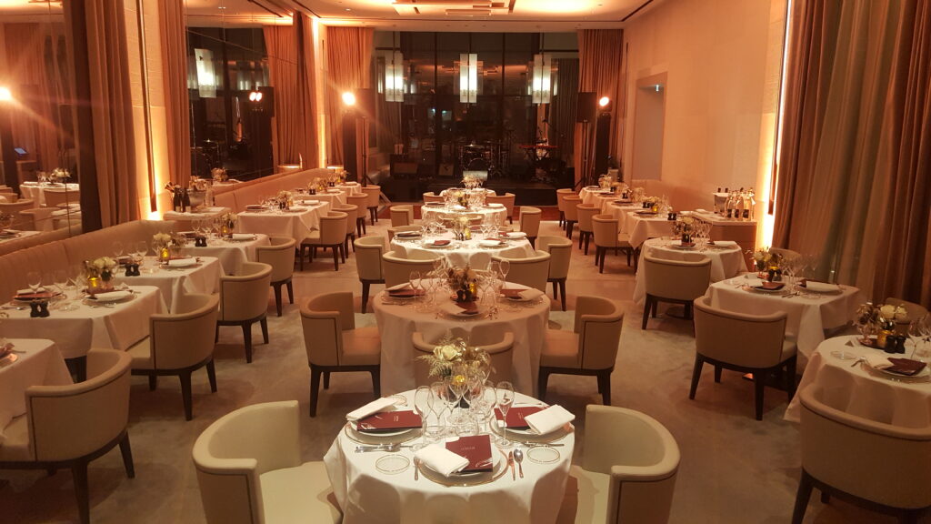 mise en place diner maison seve agence evenementielle paris et ile de france